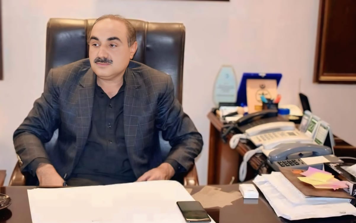 ایک قابل فخر بیوروکریٹ صالح محمد ناصر صاحب کی خدمات کا اعتراف